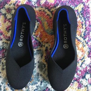 Rothys round toe knit flats